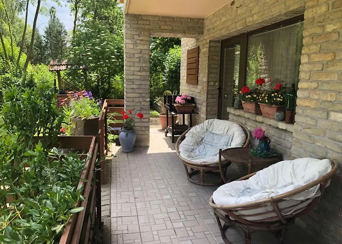 Tulipan-apartman شقة