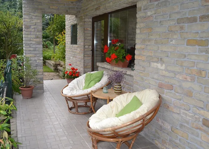 Tulipan-apartman إغير